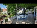 Apartmány Ankica - pool & garden A1(9), A2(8) Kampor - Ostrov Rab  - terasa