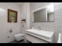 Apartmány Marijan - beautiful view: A1(6) Trogir - Riviéra Trogir  - Apartmán - A1(6): kúpelňa s toaletou