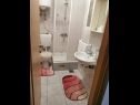 Apartmány Marija - 10m from beach: A1(4+1), A2(6), A3(6+2) Trogir - Riviéra Trogir  - Apartmán - A3(6+2): kúpelňa s toaletou