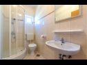 Apartmány Mare - comfortable apartment : A1(5), A2(5) Trogir - Riviéra Trogir  - Apartmán - A1(5): kúpelňa s toaletou