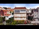 Apartmány Tomi - with beautiful view: A1(4+1) Trogir - Riviéra Trogir  - dom