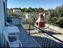 Dovolenkovy dom VEKY - 50m from sea: Holiday House H(4+2) Sušica - Ostrov Ugljan  - Chorvátsko  - Holiday House H(4+2): terasa (dom a okolie)