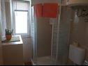 Apartmány Fuzi - 50 m from sea: A1(2+1), SA4(2) Bibinje - Riviéra Zadar  - Apartmán - A1(2+1): kúpelňa s toaletou