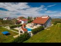 Dovolenkovy dom Oasis Village Villa - heated pool : H(6+2) Privlaka - Riviéra Zadar  - Chorvátsko  - dom