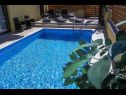 Apartmány Suza - relaxing & beautiful: A1(2+2), A2(4+2) Zadar - Riviéra Zadar  - bazén