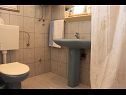 Apartmány a izby Jagoda - comfy and cozy : A1 Lijevi (3+2), A2 Desni (3+2), R1(4) Zadar - Riviéra Zadar  - Apartmán - A2 Desni (3+2): kúpelňa s toaletou