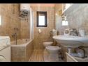 Apartmány Suza - relaxing & beautiful: A1(2+2), A2(4+2) Zadar - Riviéra Zadar  - Apartmán - A2(4+2): kúpelňa s toaletou