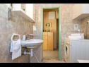 Apartmány Suza - relaxing & beautiful: A1(2+2), A2(4+2) Zadar - Riviéra Zadar  - Apartmán - A2(4+2): kúpelňa s toaletou