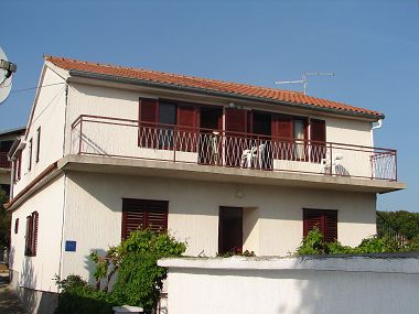 Apartmány Dragan - Economy Apartments: A1 Veci (4+1), A2 Manji (4+1) Jezera - Ostrov Murter 