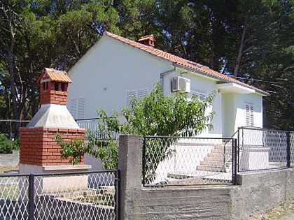 Dovolenkovy dom VEKY - 50m from sea: Holiday House H(4+2) Sušica - Ostrov Ugljan  - Chorvátsko 